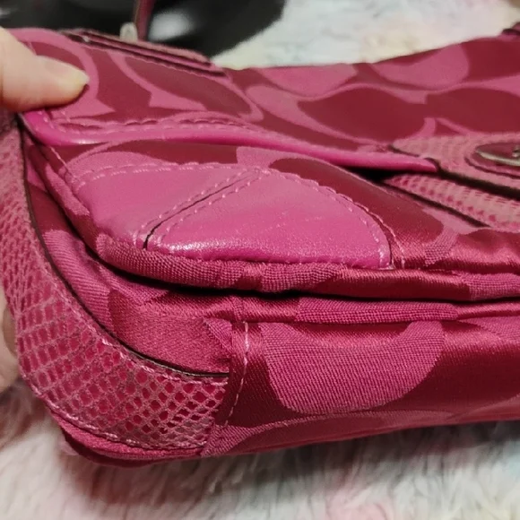 FIRM PRICE! Authentic Coach Y2K Pink/Fuschia Peyton Sateen Shoulder Bag Hangtag - Picture 15 of 16